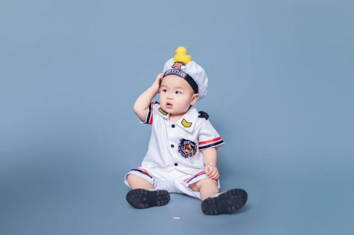 永安宝宝老摇头怎么回事